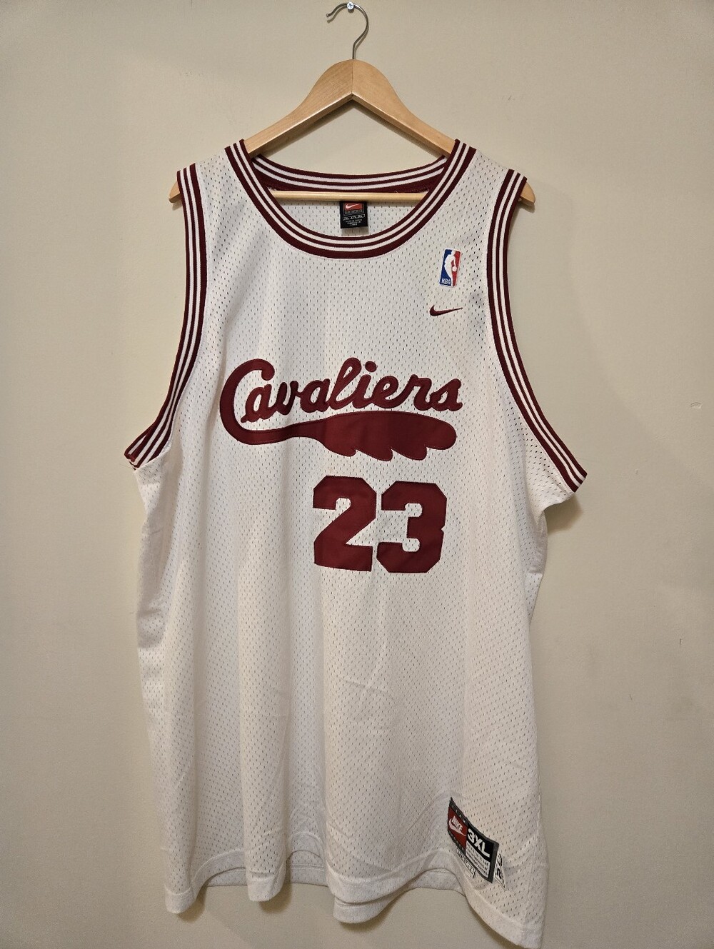 Retro Nike NBA Cleveland Cavaliers LeBron James #23 Jersey Mens XXXL